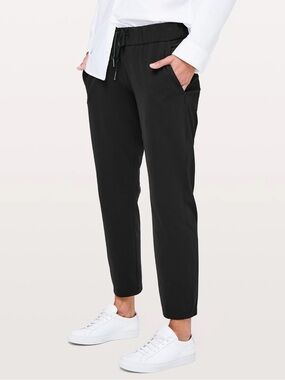 Lululemon Pants On The Fly 7/8| black| size 4
